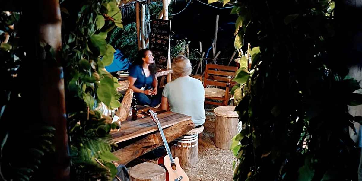 Happy Lemon Tree Lodge