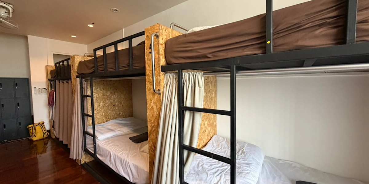 Sleep With Me Hostel - Tha Phae Gate