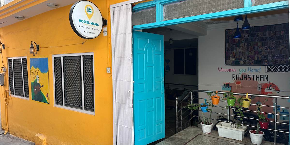 Hostel Mama