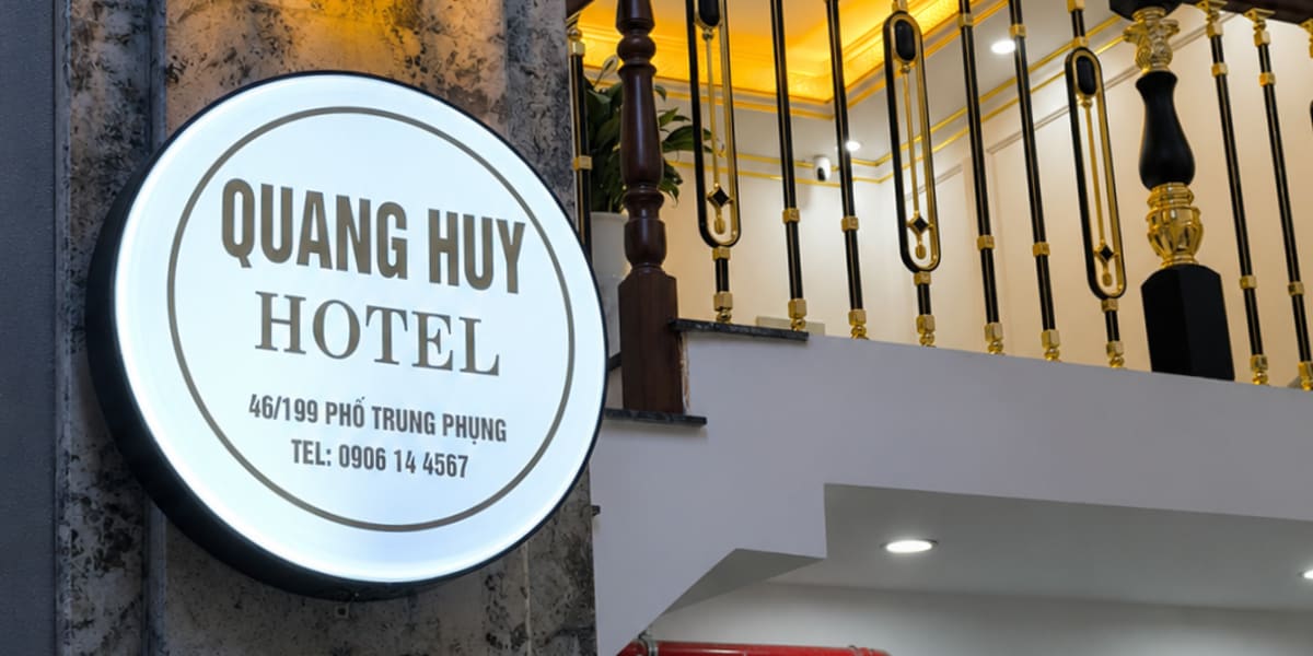 Quang Huy Hotel - Trung Phung