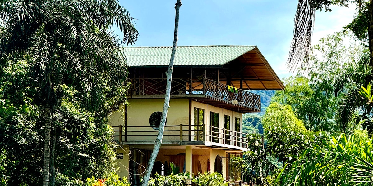 Wisdom Forest Lodge