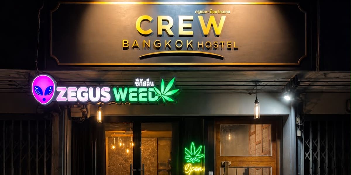 Crew Bangkok Hostel