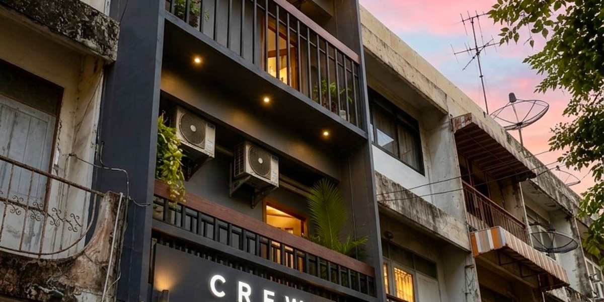 Crew Bangkok Hostel