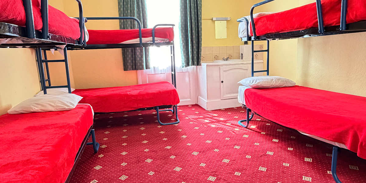 Bluedaws Private Hotel