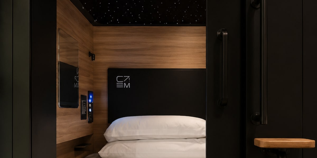 OWNLY CAPSULE HOTEL