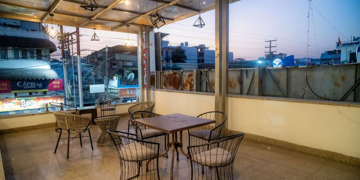 Hotel MJ Inn