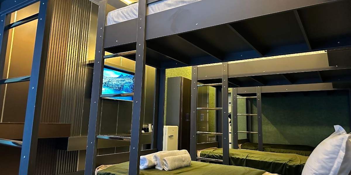 BED&PILLOW HOSTEL
