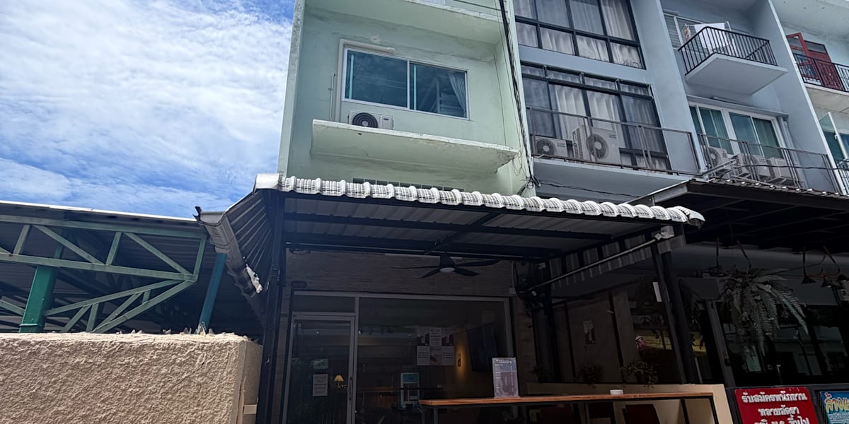 Eve's House
