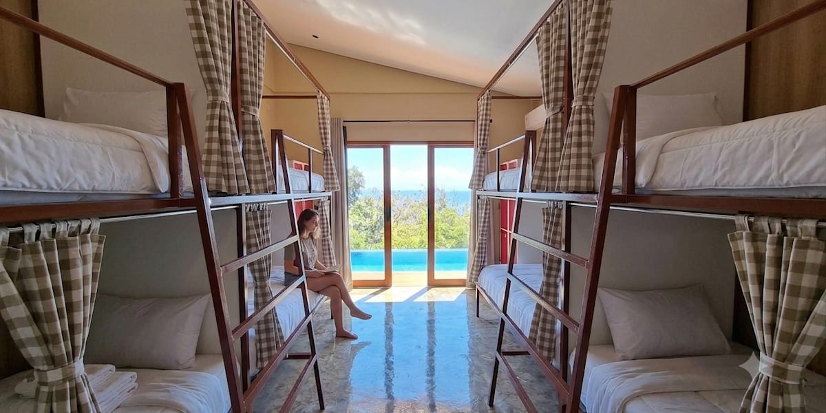 Wonderloft Hostel Nusa Penida