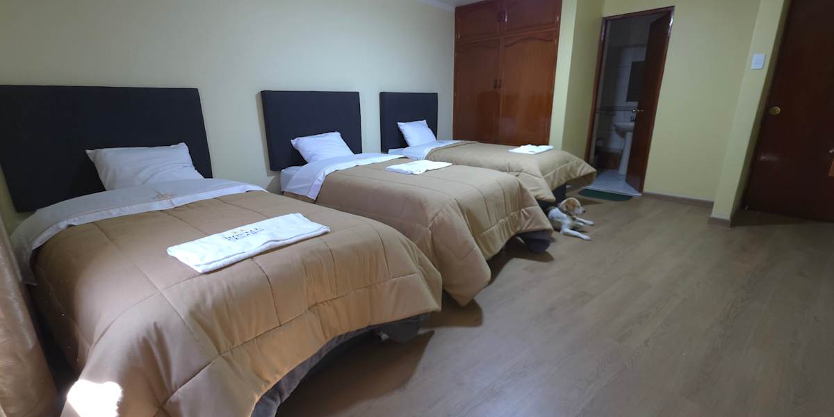 Cesar's Hostal
