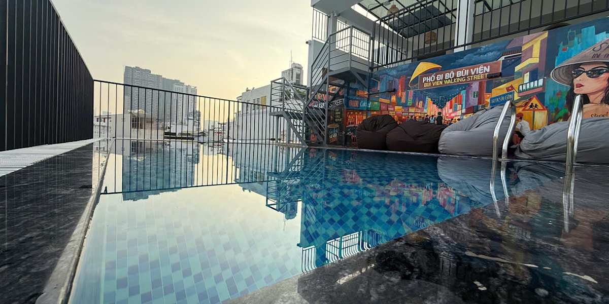 Saigon Social Hostel & Rooftop Pool