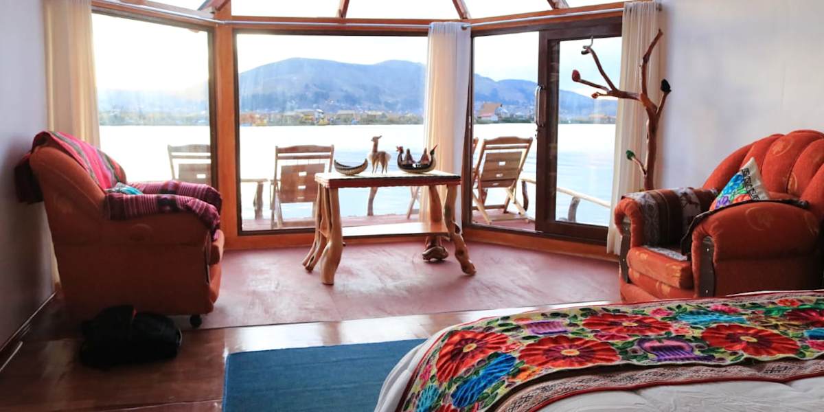 Titicaca Lodge Flotante