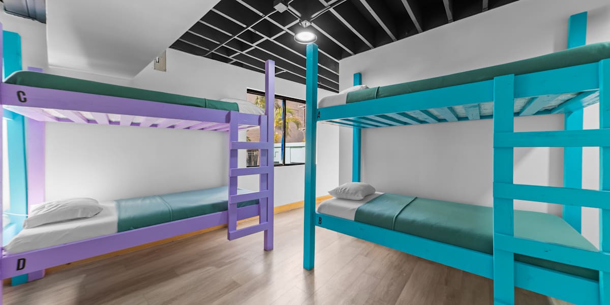 Waikiki Beach Hostel