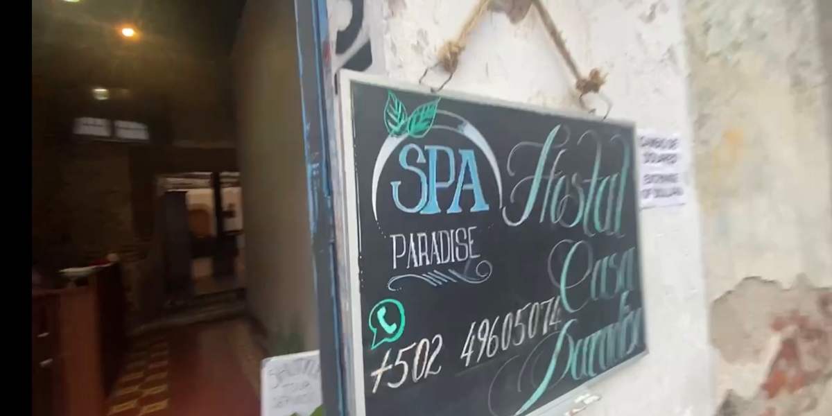 Hostal y Spa Casa Paradise