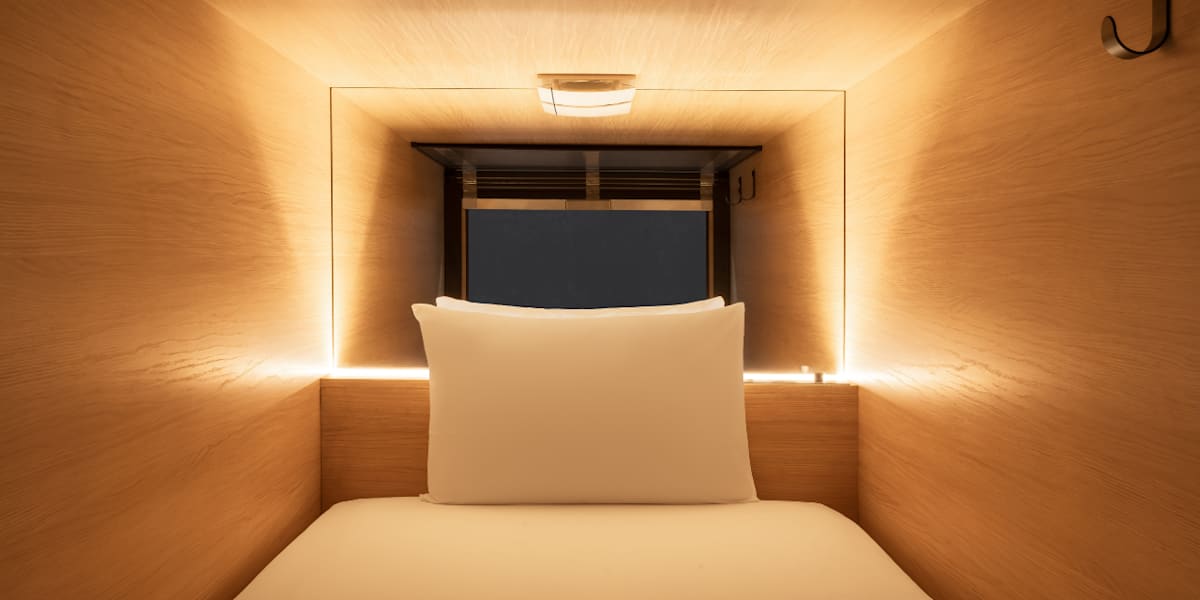 Zedwell Capsule Hotel Leicester Place