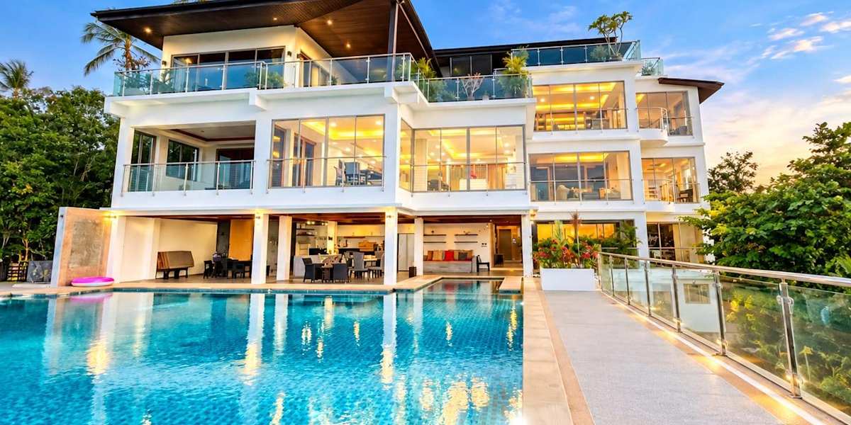 Smith & Appy Luxury Seaview Penthouse