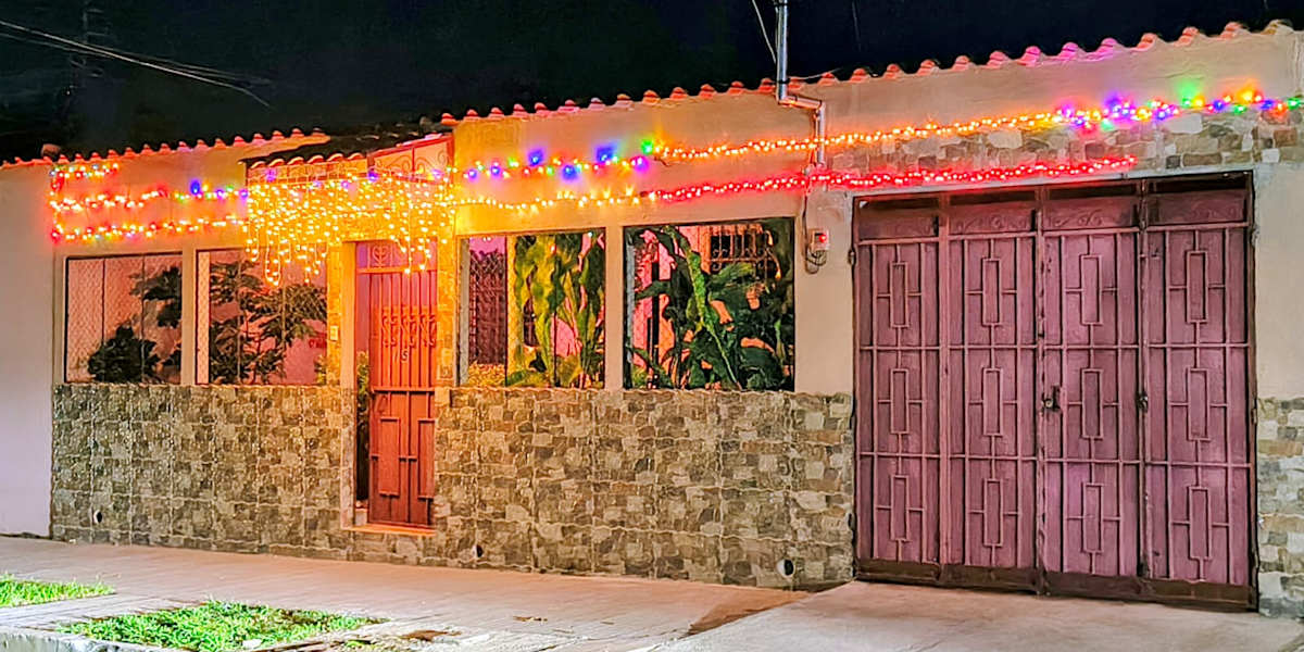 Wonderland - Christmas and Family Fun Hostal