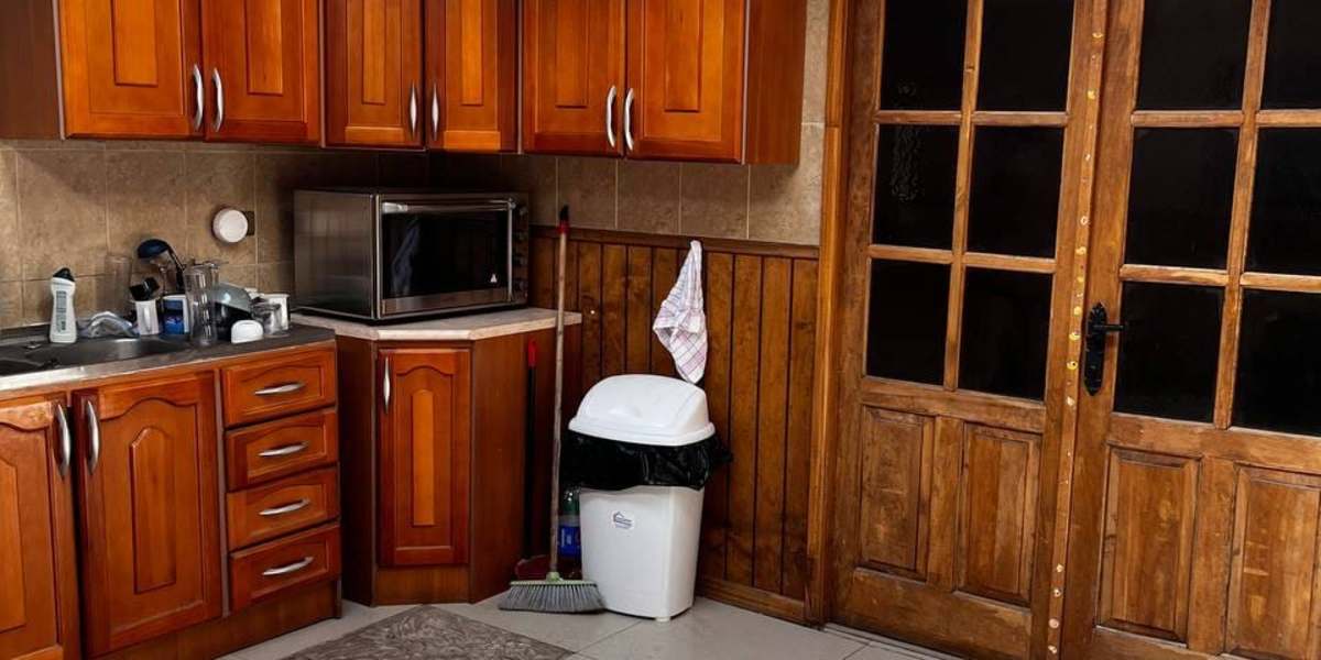 Hostal Max