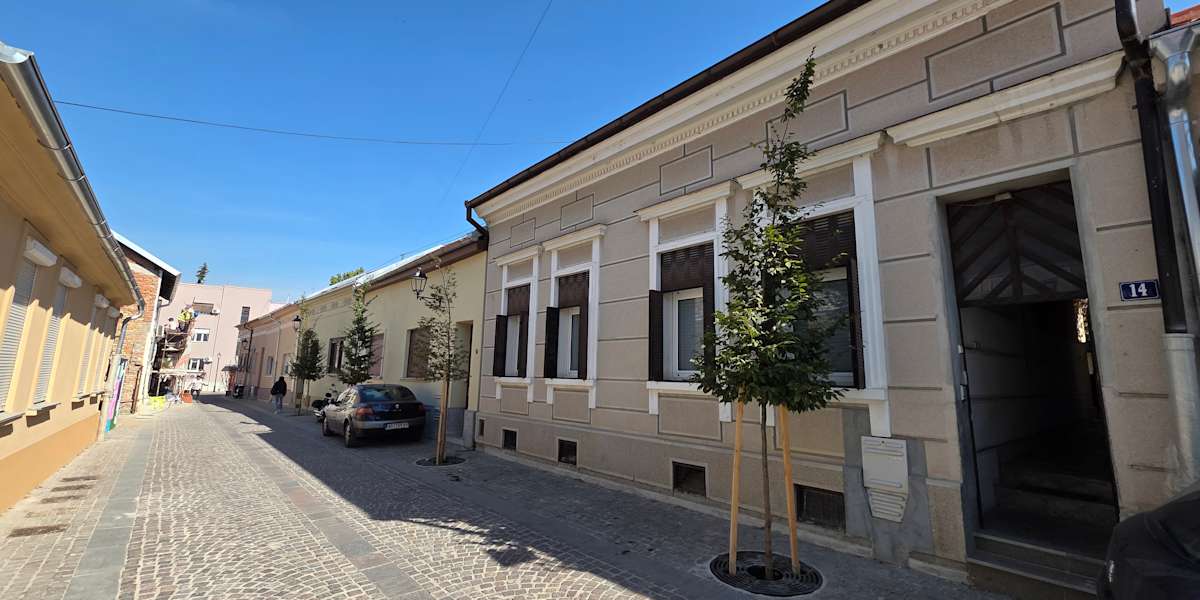 Hostel Province