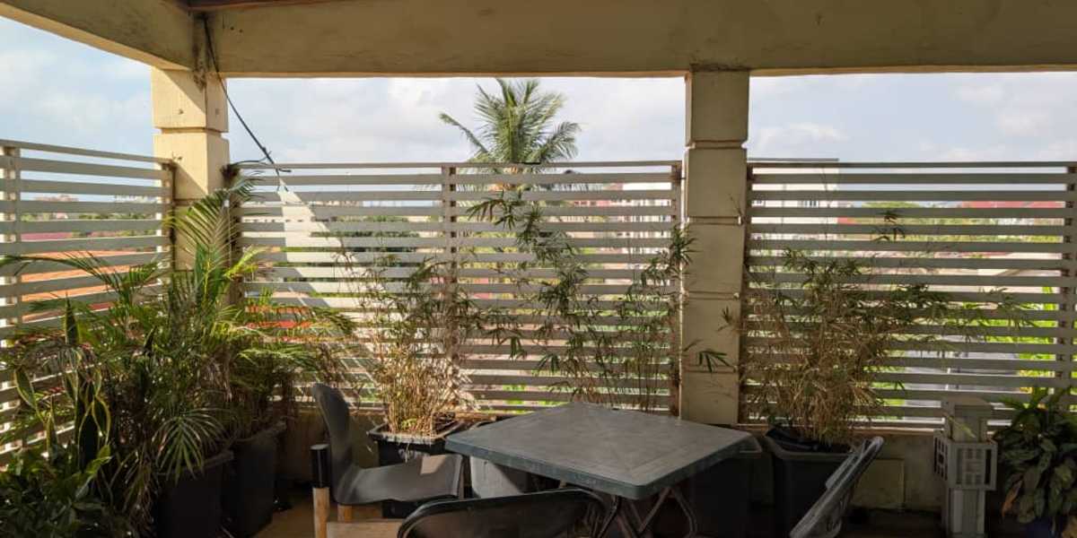 Hg Palace Lodge, photo 1 of 5