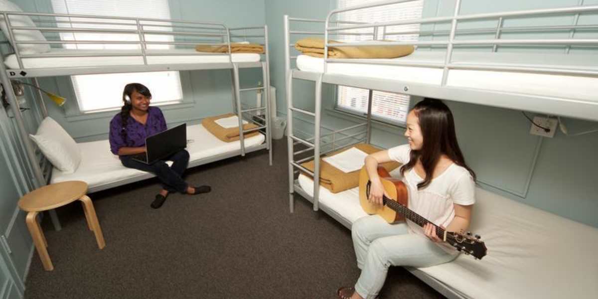 American Hotel Hostel