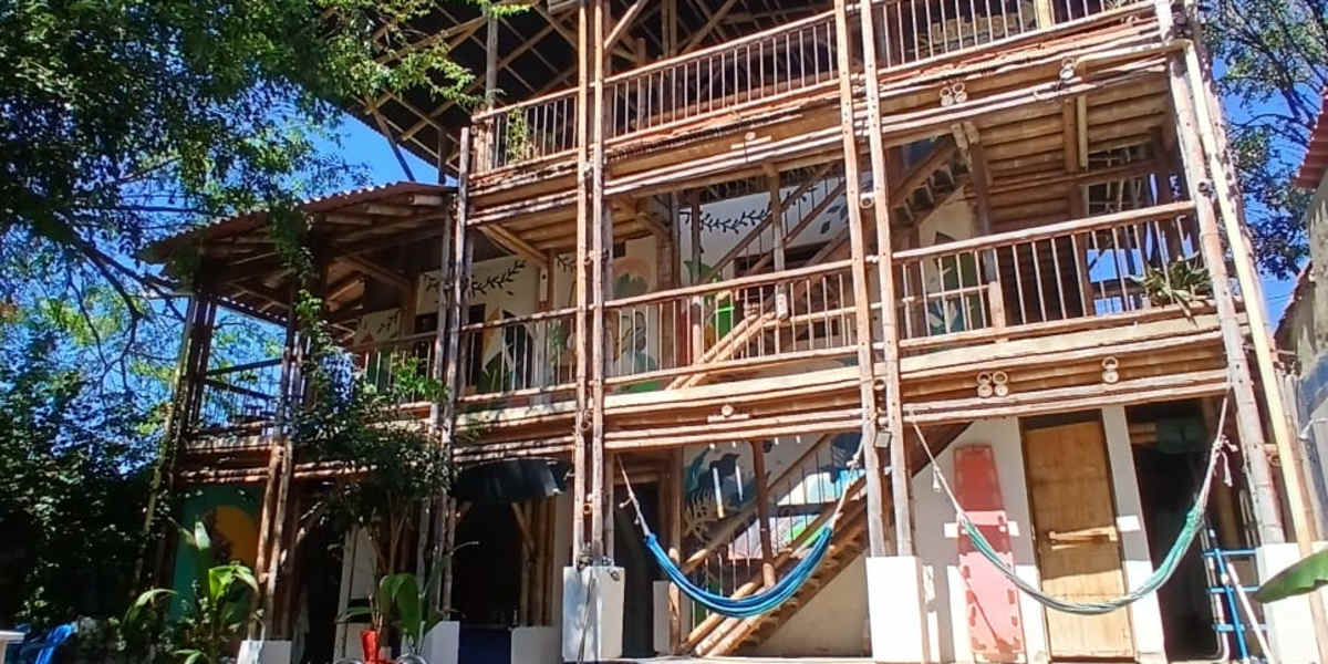 La Tortuga Hostel
