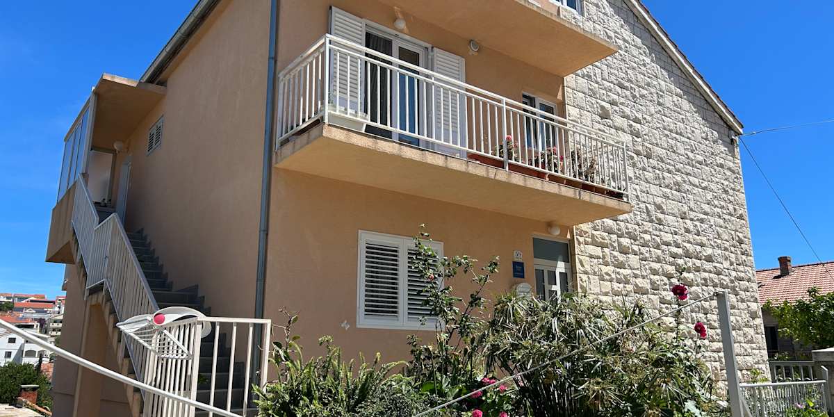 Apartments Arbanasic