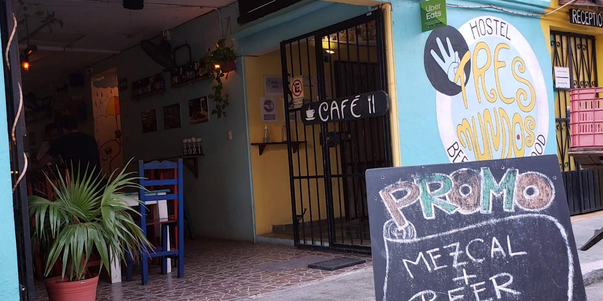 Tres Mundos Hostel