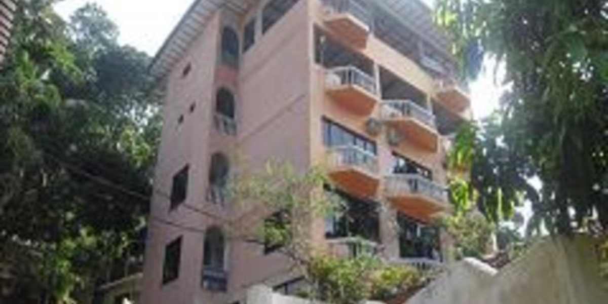 Majestic Tourist Hotel