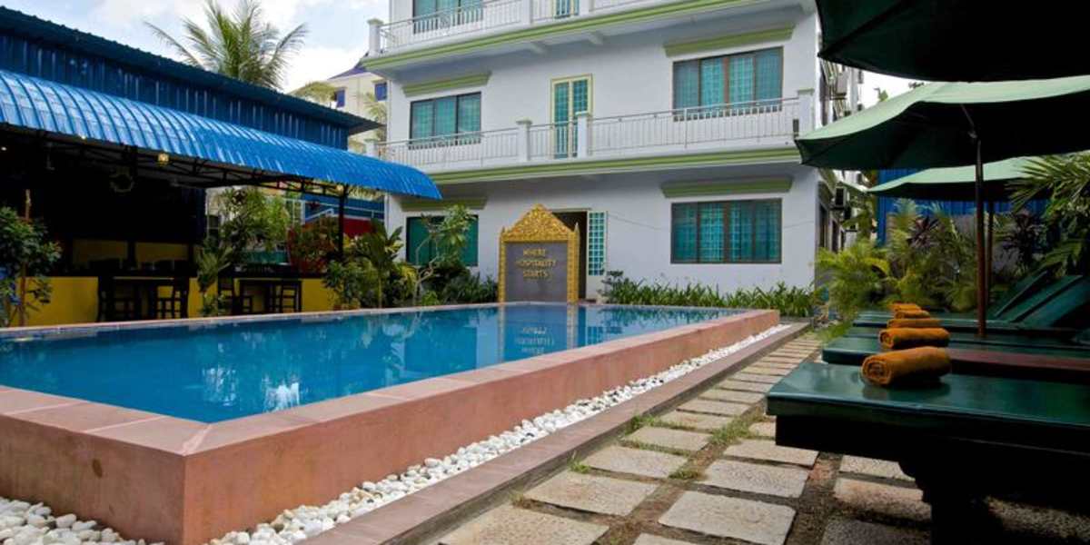 Damnak Riverside Villa