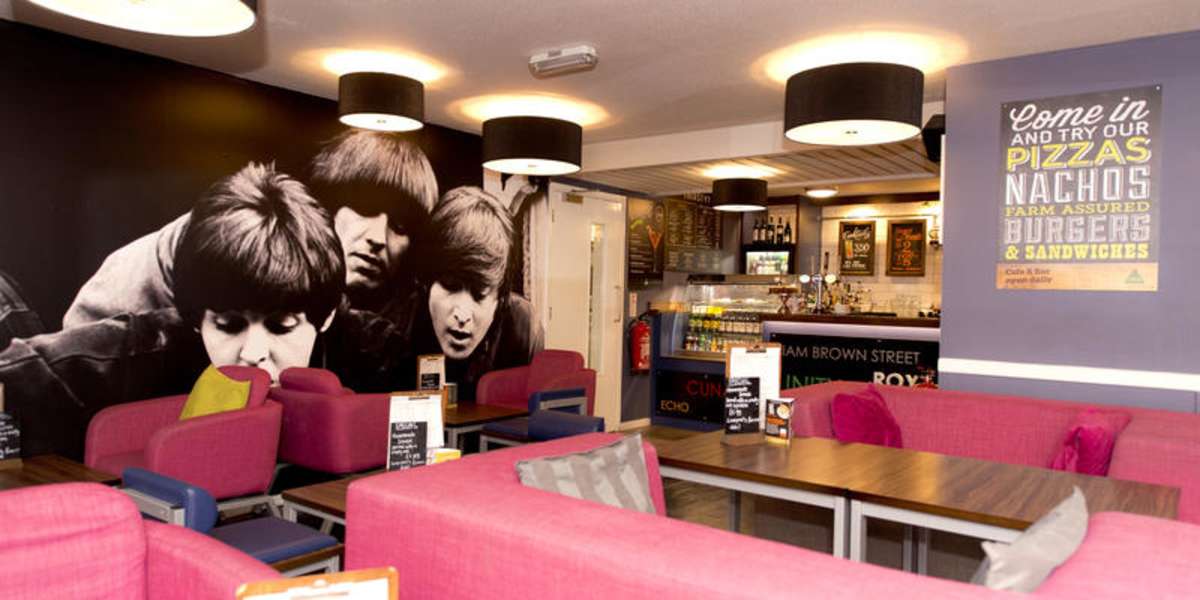 YHA Liverpool Albert Dock
