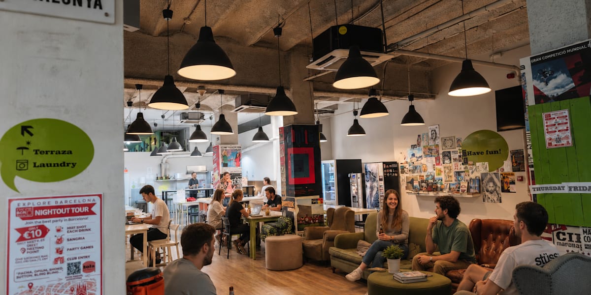 Hola Hostel Eixample