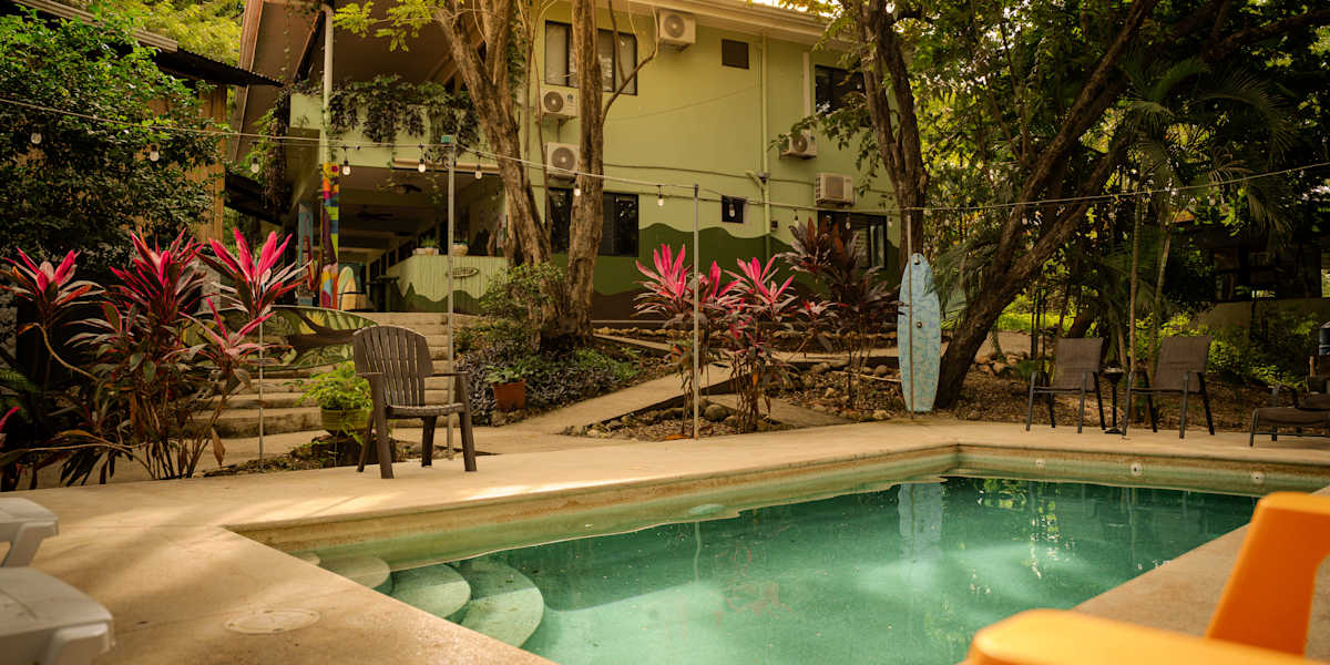 CASA PURA VIDA SURF HOSTEL