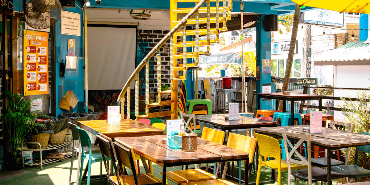 Islander Hostel & Dive School