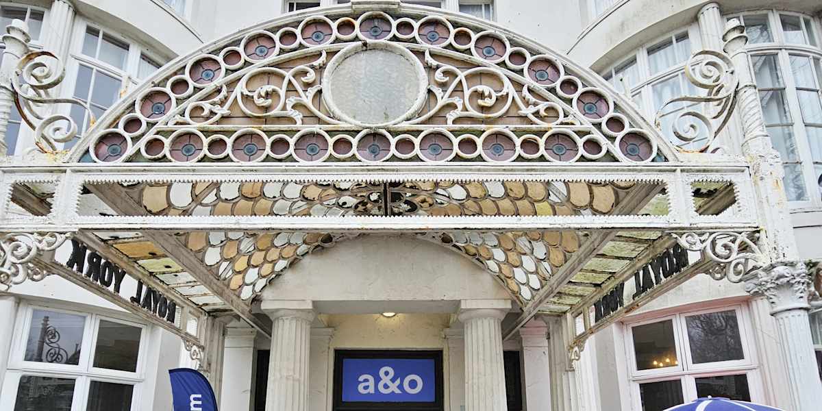 a&o Brighton Beach