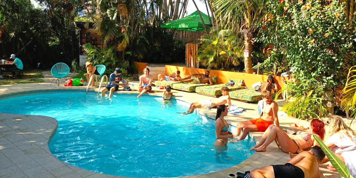 Costa Rica Backpackers