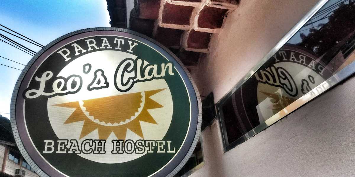 Leo's Clan Beach Hostel