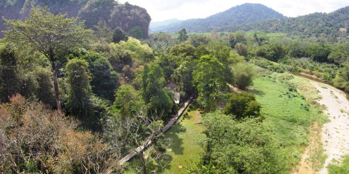 Khao Sok Riverside Cottages