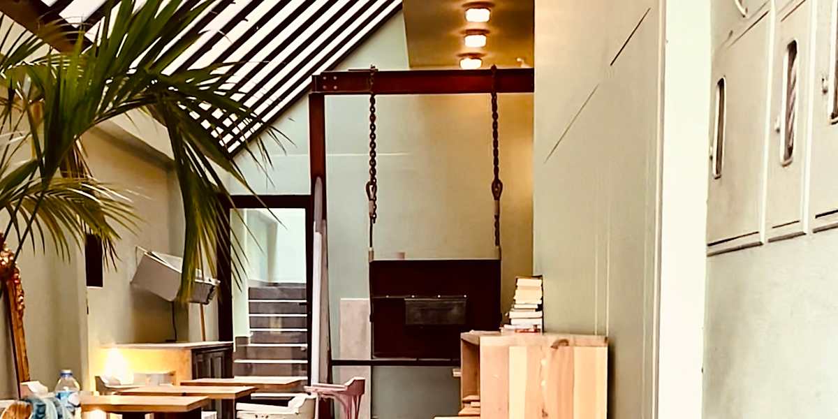 Avenue Hostel and Suites