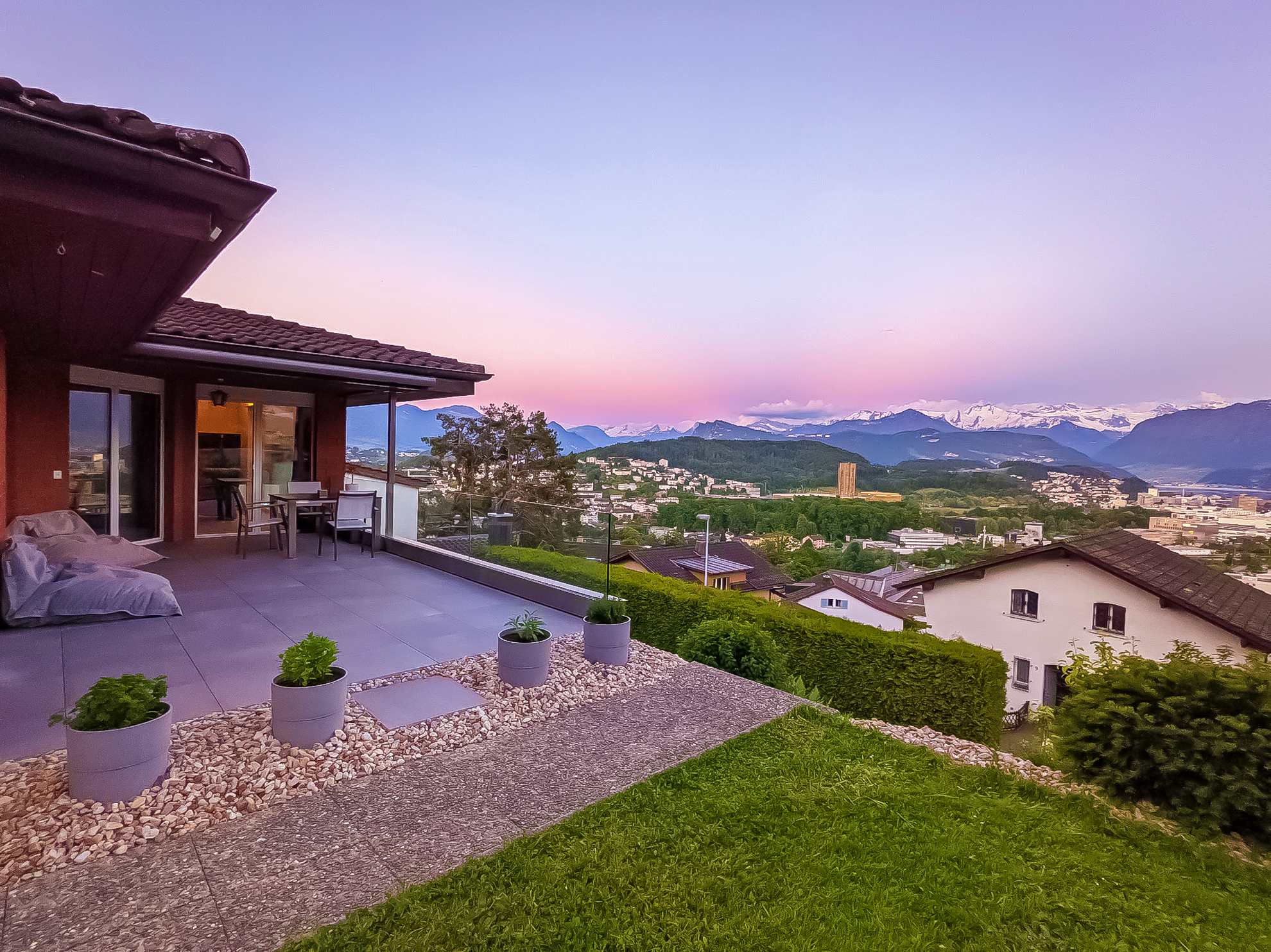 Young Backpackers Homestay