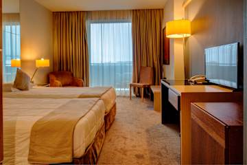 Photos of Hotel Azores Vip Executive