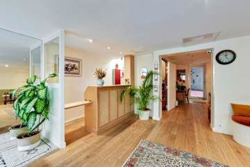 Photos of Louisa Hotel