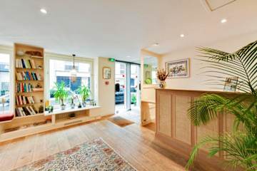 Photos of Louisa Hotel