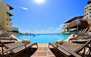 Photos of Cancun Plaza Relax Studios