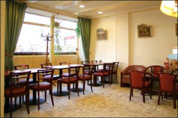 Photos of Avenir Hotel