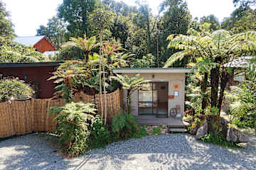 Photos of Te Nikau Retreat