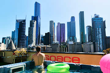 Photos of Space Hotel