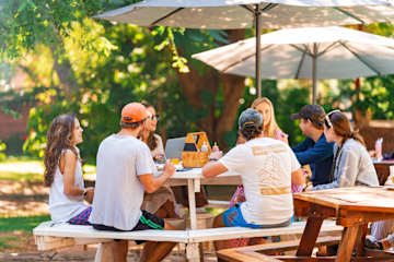 Fotos de Shoestrings Backpackers