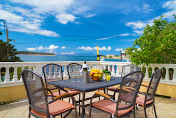 Photos of Captain's club