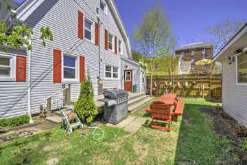 Photos of HI Charlottetown Backpackers Inn